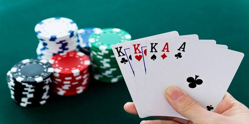 Các tay bài được cho là hợp lệ theo đúng luật